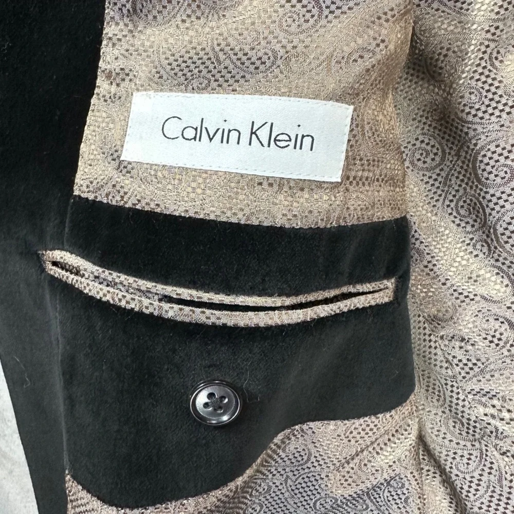 Calvin Klein calvin klein
